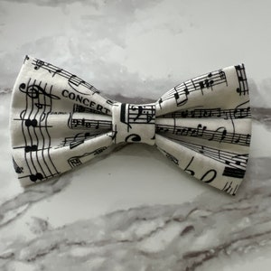 Sheet Music Bow Tie, Black and White Neckwear Adjustable Straps, Clip On Bow Ties, Musical Theatre, Music Teacher Gifts, Sheet Music Gift
