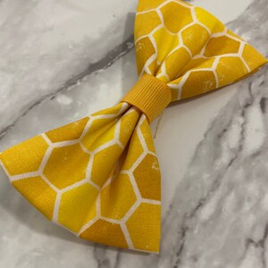 Honeycomb Hair Bow, Nature Decor, Pollinator Gifts Handmade, Garden Party, Honey Bee Friendly Gold and Yellow Bows, Pet Bows,