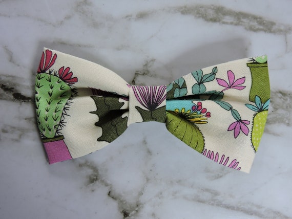 Pink Cactus Print Bow Pink Cactus Print Bow