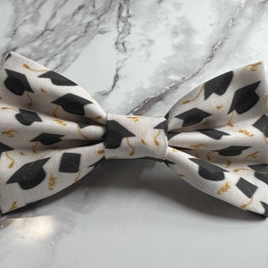Graduation Caps Bow Tie for Men, Women,  Girls, Boys Bow Ties, Dog Bow Ties, Grad Collar Bow Tie, Cat Neckwear, Graduation Cap Decor