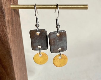 Geometric Dangle Earrings, metallic, minimalistic, modern, ceramic earrings, accessories, summer style