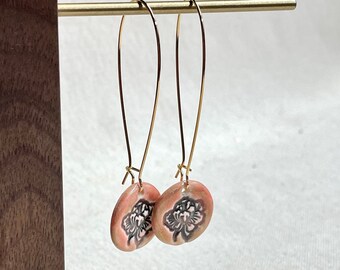 Flower Imprint Shimmer Dangle Earrings, ceramic earrings, clay earrings, gold shimmer, floral jewelry, gifts for her, hypoallergenic, pink