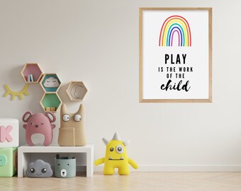 Montessori Play est l’œuvre de l’enfant (design arc-en-ciel, salle de jeux)