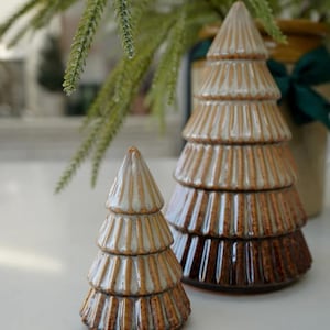 Set of Brown Ceramic Tree Ornaments 19 cm and 9.8 cm
