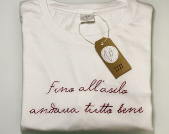 T-shirt personalizzata con ricamo fatto a mano, Maglietta, Regalo personalizzato, Idea regalo