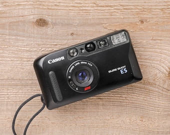 Canon Sure Shot ES (DATE) - Point and Shoot 35mm Film Camera (Fully Tested & 100% Works!) H16