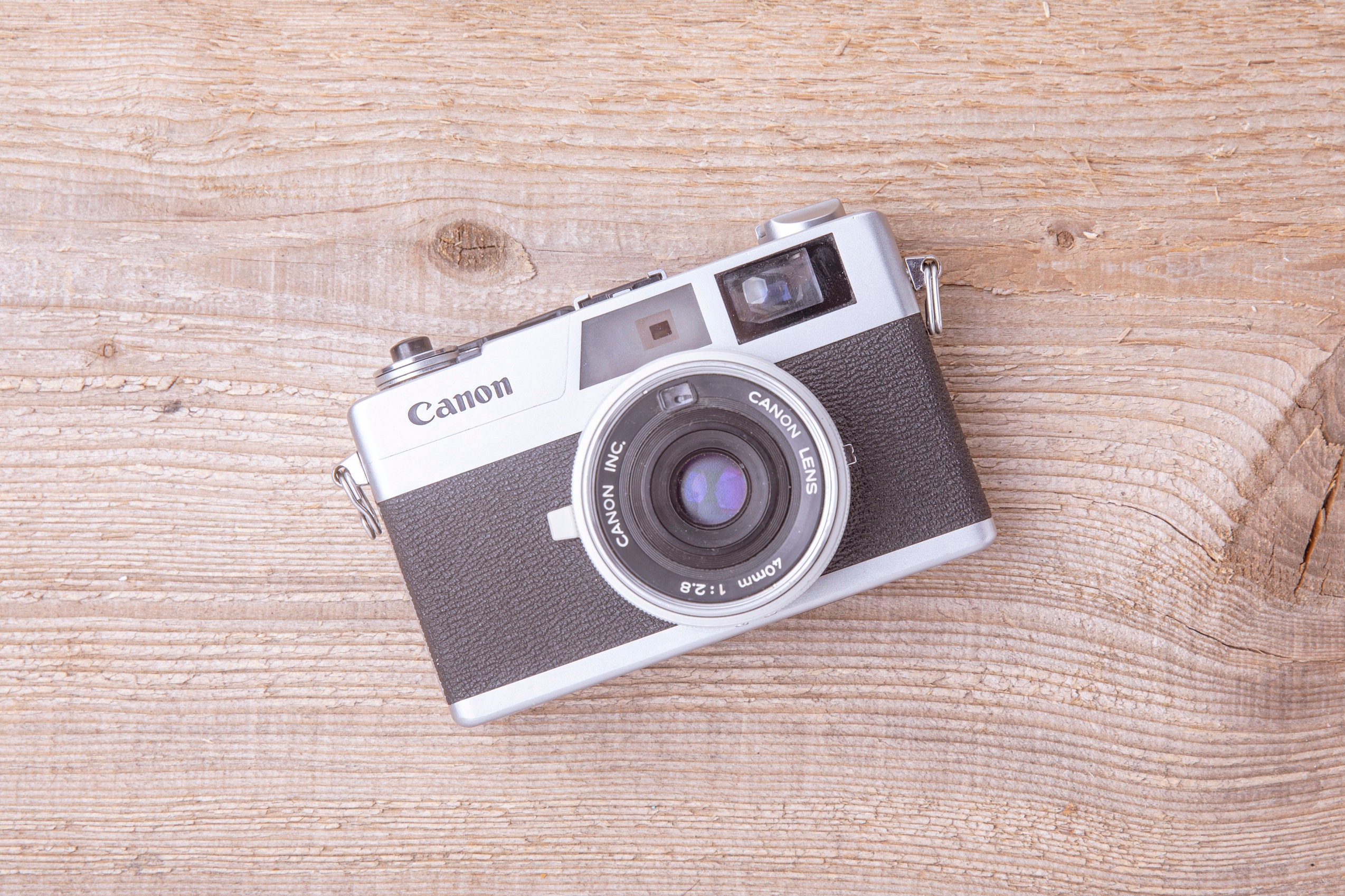 CANON／canonet。ケース付き　レトロカメラ　一眼レフ。日本製。 Canon - Canon Canonet カメラ レトロの通販 by もも3316's shop