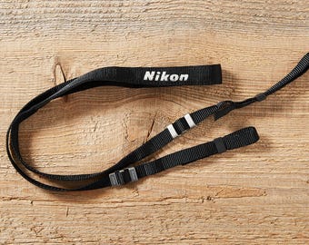 Vintage 1" Wide Nikon Black Camera Shoulder Strap A10