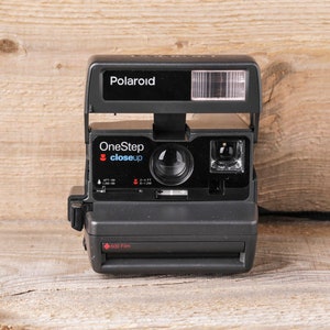 Polaroid One Step Close Up - aparat natychmiastowy na 600 filmów
