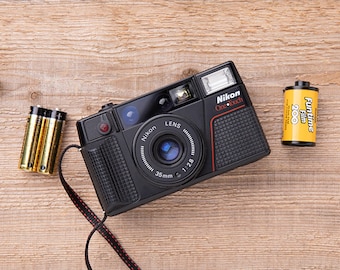 Nikon One Touch L35AF2  - Point and Shoot 35mm film Camera (Fully tested and 100% Work)