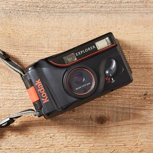 Kodak Explorer (Water Resistant)  - Point and Shoot 35mm film Camera (Fully Tested & 100% Work!)