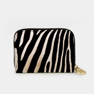 Cartera con cremallera y estampado de cebra, tarjetero con cremallera y protección RFID, tarjetero de piel vegana con 11 bolsillos y cremallera, estampado animal de rayas de cebra.