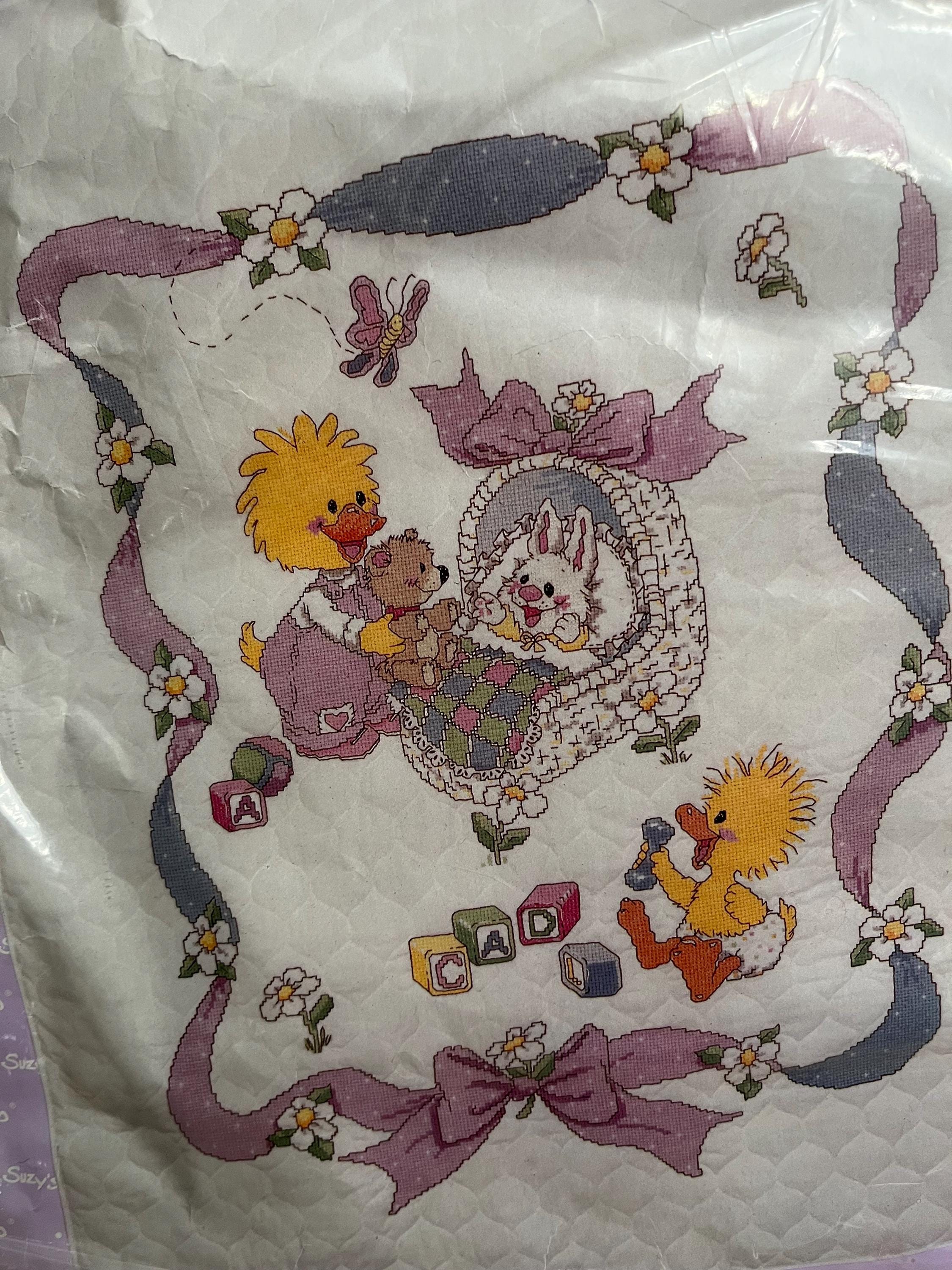 VINTAGE Janlynn Suzy’s Zoo Baby’s Friends Crib Cover Baby Quilt Stamped ...