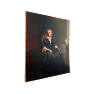 An Exquisite Antique French Female Portrait, An Impressive Oil Painting, A Splendid Romantic Artwork on Canvas, mid 19th century