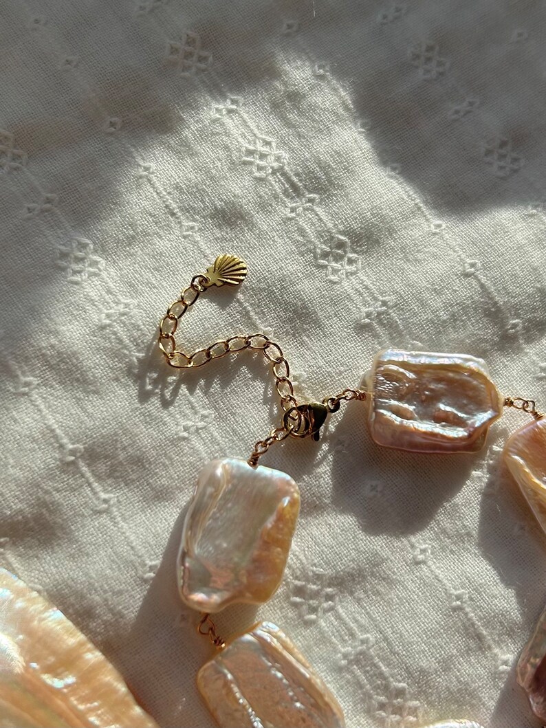pulsera hecha a mano perlas de agua dulce y acero inoxidable imagen 2