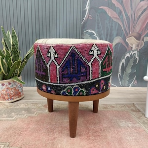Pouf ottoman, Barrel stool, Short stool, Turkish rug bench, Bedroom bench, Button bench, Upholstered bench, Fireplace bench, FS 1185