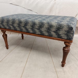 Entryway bench, Footstool bench, Lounge bench, Bed end bench, Dining bench, Bohemian bench, Frontdoor bench, Covered bench,