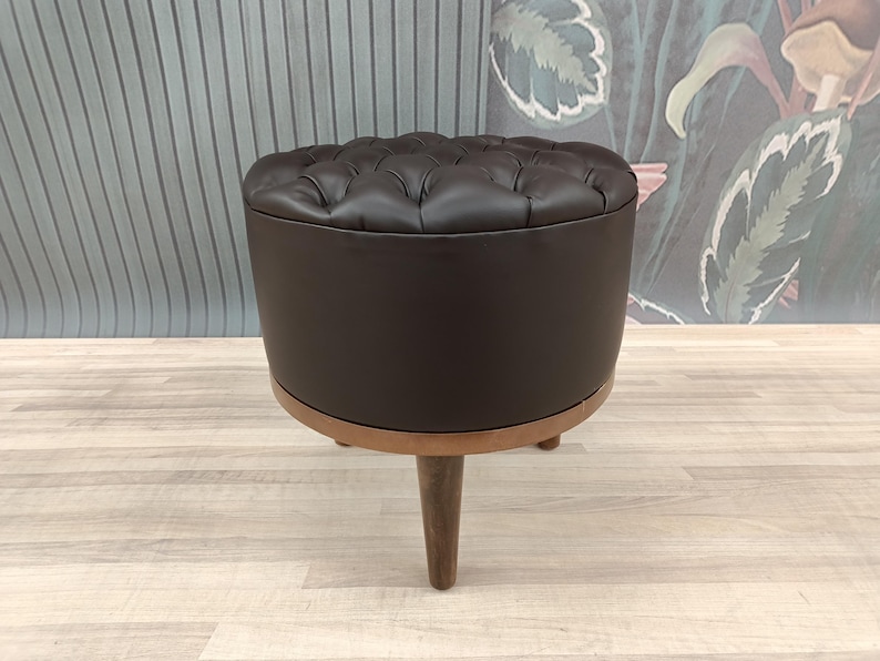 Pouf ottoman, Chesterfield stool, Leather stool, Barrel stool, Pub stool, Foot rest stool, Upholstered bench, Cocktail stool, FS KM-25