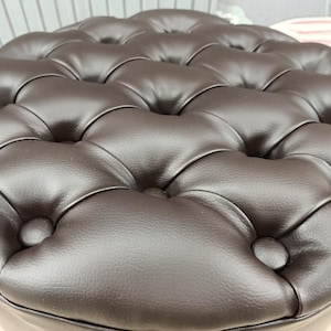 Pouf ottoman, Chesterfield stool, Leather stool, Barrel stool, Pub stool, Foot rest stool, Upholstered bench, Cocktail stool, FS KM-25