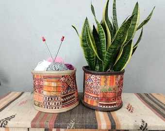 plant pot cover, plant pot box, planter basket, baskets for shelves, plant holder, flower pot cover, planter cover, gothic planter, PTB 883