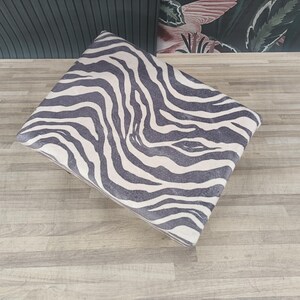 Hallway shoe bench, Zebra ottoman bench, Wood work bench, Cool saloon seat, Artistic furniture, Make up chair, Unique piano stool, BENCH ZEO