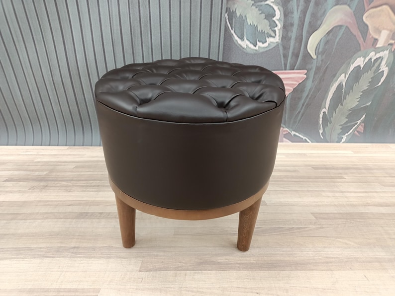Pouf ottoman, Chesterfield stool, Leather stool, Barrel stool, Pub stool, Foot rest stool, Upholstered bench, Cocktail stool, FS KM-25
