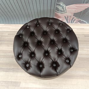 Pouf ottoman, Chesterfield stool, Leather stool, Barrel stool, Pub stool, Foot rest stool, Upholstered bench, Cocktail stool, FS KM-25