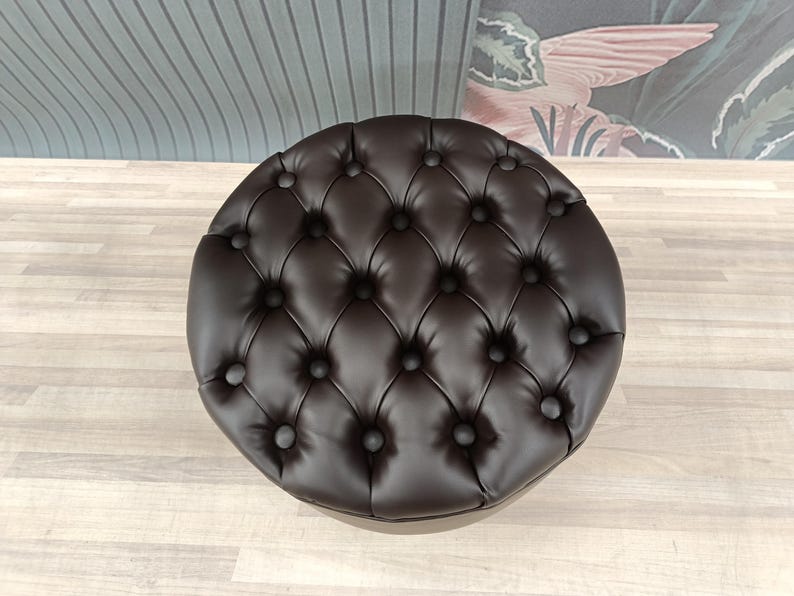 Pouf ottoman, Chesterfield stool, Leather stool, Barrel stool, Pub stool, Foot rest stool, Upholstered bench, Cocktail stool, FS KM-25