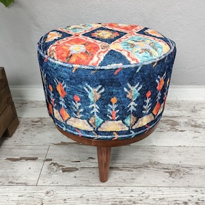 Klavierbank, gepolsterter Fußhocker, Barhocker, runder Pouf, Ottomanenhocker, Schminktischstuhl, Eingangsbank, Knopfbank, Garderobenbank, FS 163 Bild 1