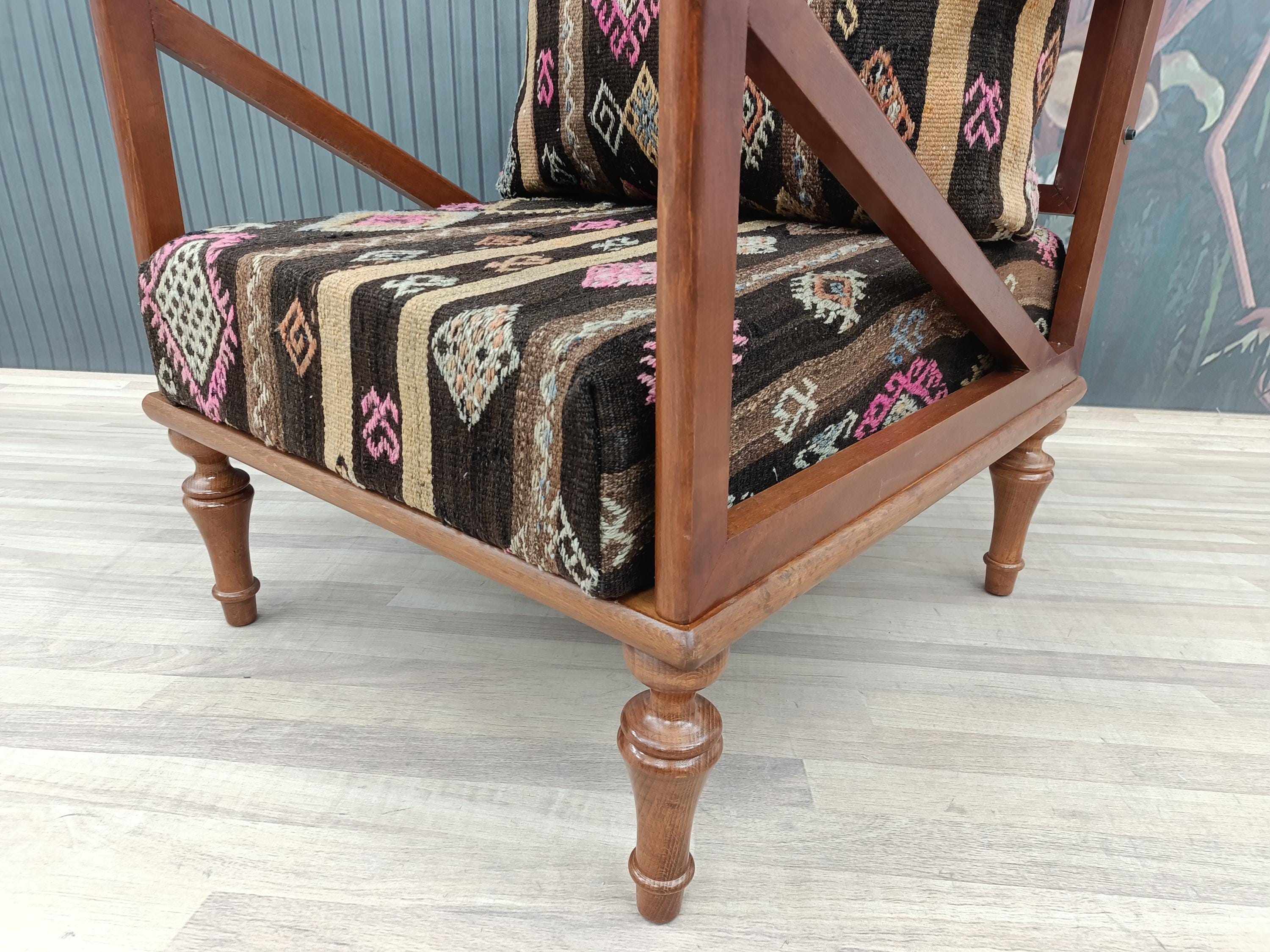 ヴィンテージ キリム　椅子 キリムのアームチェア、座椅子、木工椅子、ヴィンテージラグチェア