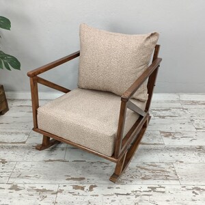 Mecedora artesanal, silla de madera maciza, silla cómoda, muebles de patio, silla de interior y exterior, silla de dormitorio, silla de descanso, RC 1033 imagen 10