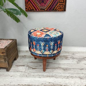 Klavierbank, gepolsterter Fußhocker, Barhocker, runder Pouf, Ottomanenhocker, Schminktischstuhl, Eingangsbank, Knopfbank, Garderobenbank, FS 163 Bild 2