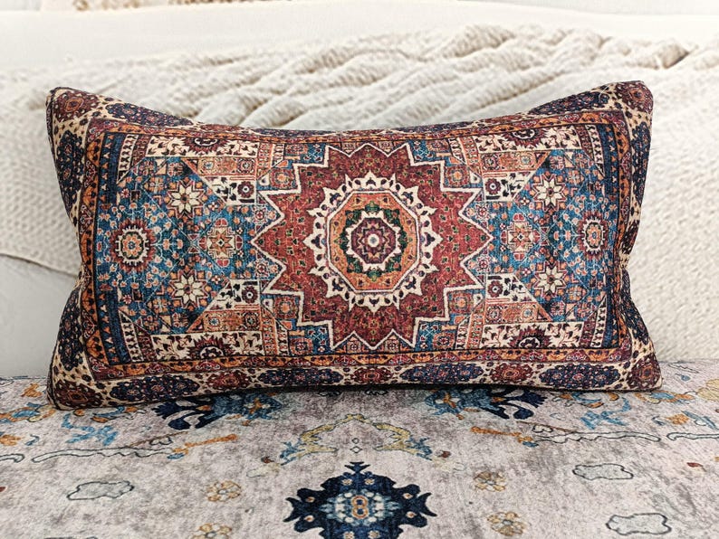 Aesthetic pillows, Decorative pillow, Cozy pillow cover, Throw pillow, Farmhouse pillow, Chic pillow, Beeding pillow, Lumbar pillow, PT 1021