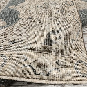 vintage oushak rug, ornate rug, hand knotted rug, organic wool rug, turkish rug, backdoor rug, framed rug, antique rug, 3.5x6.4 ft, VT 5820