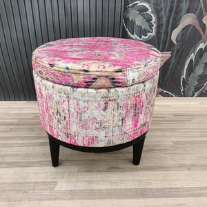 Storage space, Dressing table stool, Piano bench, Storage pouf, Ottoman bench, Sitting bench, Vanity stool, Make up stool, Footstool, FS66-2