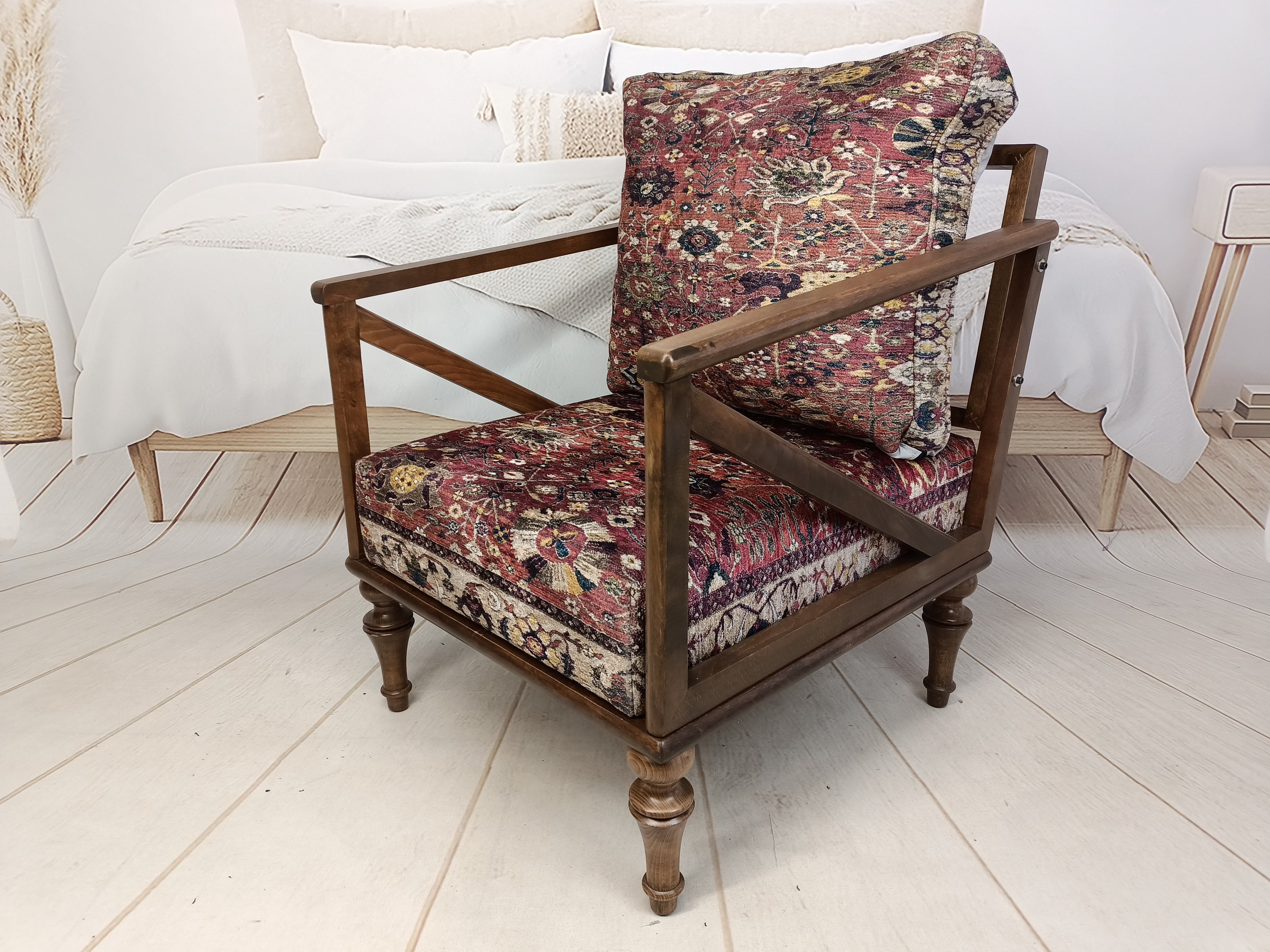 Vintage floral 2024 accent chair