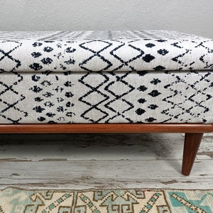 handmade ottoman bench, upholstered bench, bedroom bench, storage ottoman, living room bench, hallway storage, shoe storage