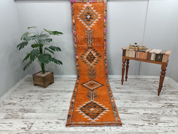 手作りのトルコ絨毯、オレンジランナー、市松模様の絨毯、ヘルキ絨毯