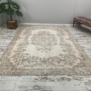 organic wool rug, botanic rug, coastal rug, low pile rug, dining room rug, sustainable rug, vintage turkish rug, 71x10.2 ft,