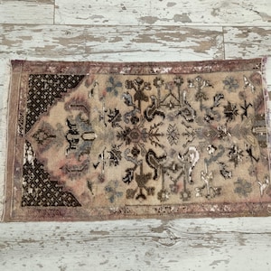oushak wool rug, fancy rug, soft color rug, bathtub rug, authentic rug, vintage turkish rug, entry rug, front porch rug, 1.6x2.6 ft VT 5993