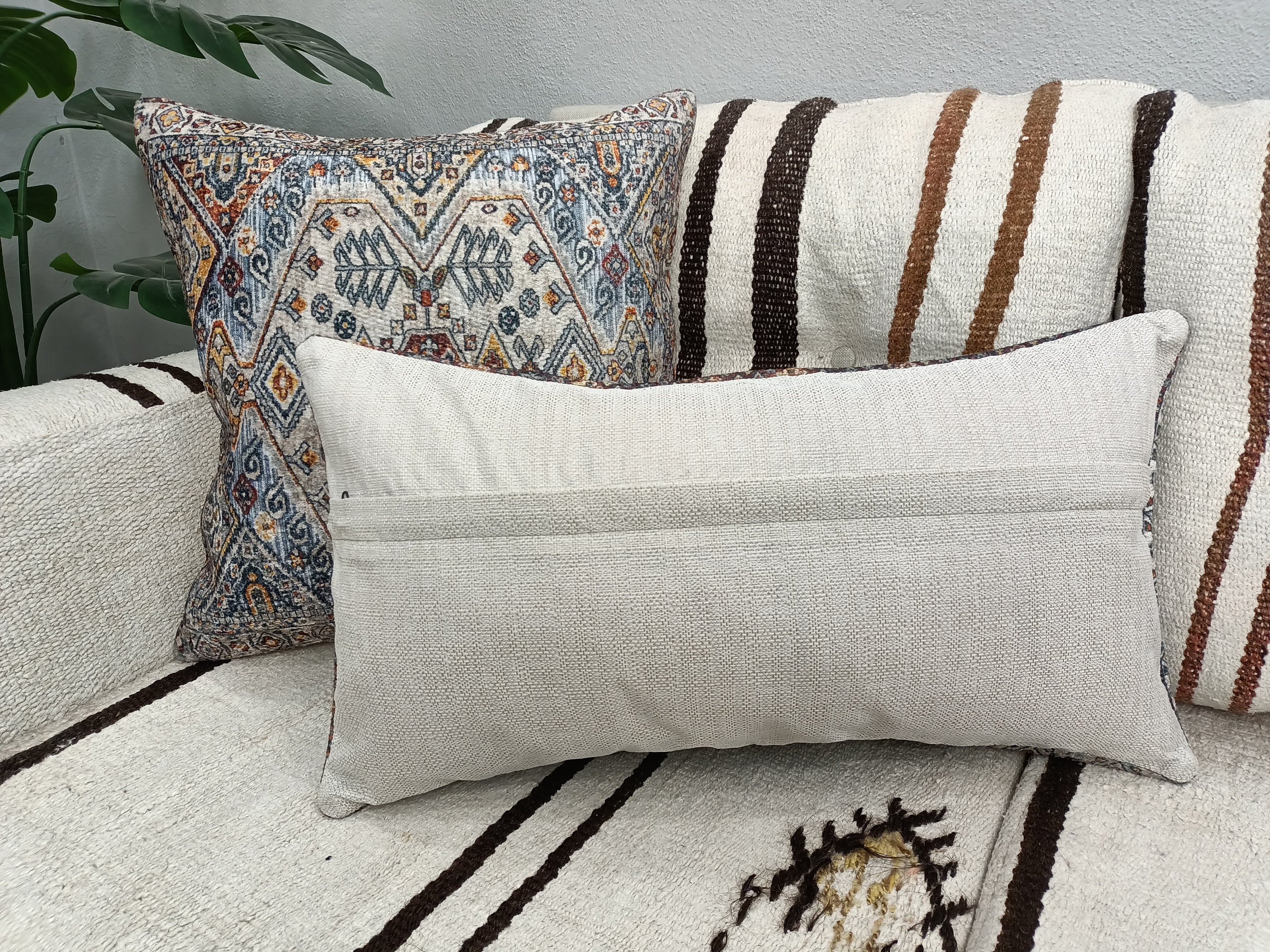 Rug Design Throw Pillows, Western Pillow Case, Terracotta Cushion, Boho  Decor, Aztec Print Pillow Cover, Turkish Rug Pattern Pillow Top 
