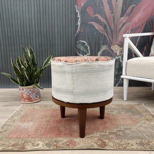 Upholstered pouffe, Turkish rug puff, Modern pouf, Circles bench, Footrest bench, Ottoman benches, Vanity stool, Round pouf stool, FS 1077