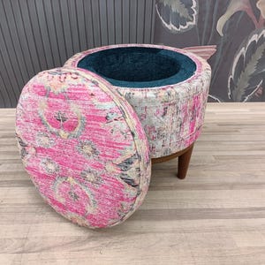 Storage space, Dressing table stool, Piano bench, Storage pouf, Ottoman bench, Sitting bench, Vanity stool, Make up stool, Footstool, FS66-2