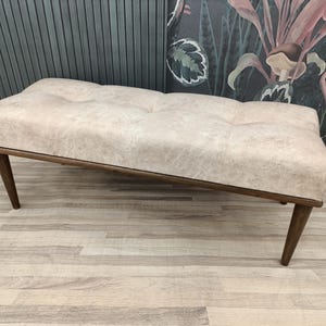 Button tufted bench, End of bed bench, Ottoman bench, Chesterfield bench, Coffee table bench, Piano bench, Purse bench, KM-2 Chester