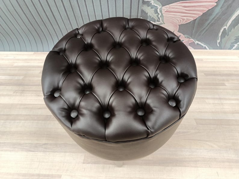 Pouf ottoman, Chesterfield stool, Leather stool, Barrel stool, Pub stool, Foot rest stool, Upholstered bench, Cocktail stool, FS KM-25