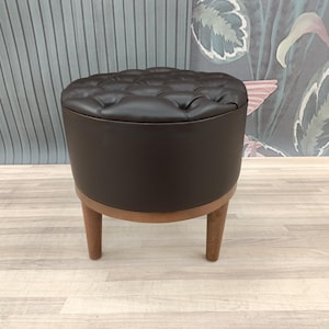 Pouf ottoman, Chesterfield stool, Leather stool, Barrel stool, Pub stool, Foot rest stool, Upholstered bench, Cocktail stool, FS KM-25