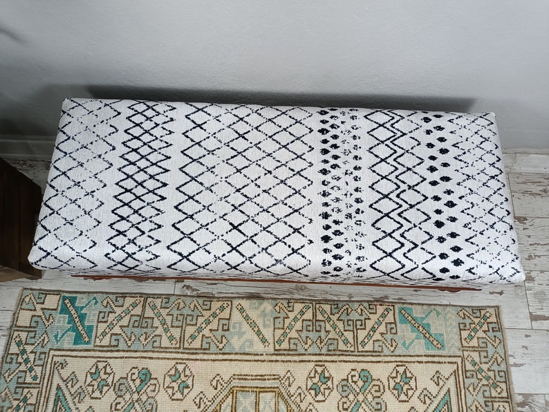 handmade ottoman bench, upholstered bench, bedroom bench, storage ottoman, living room bench, hallway storage, shoe storage, ST- 1013