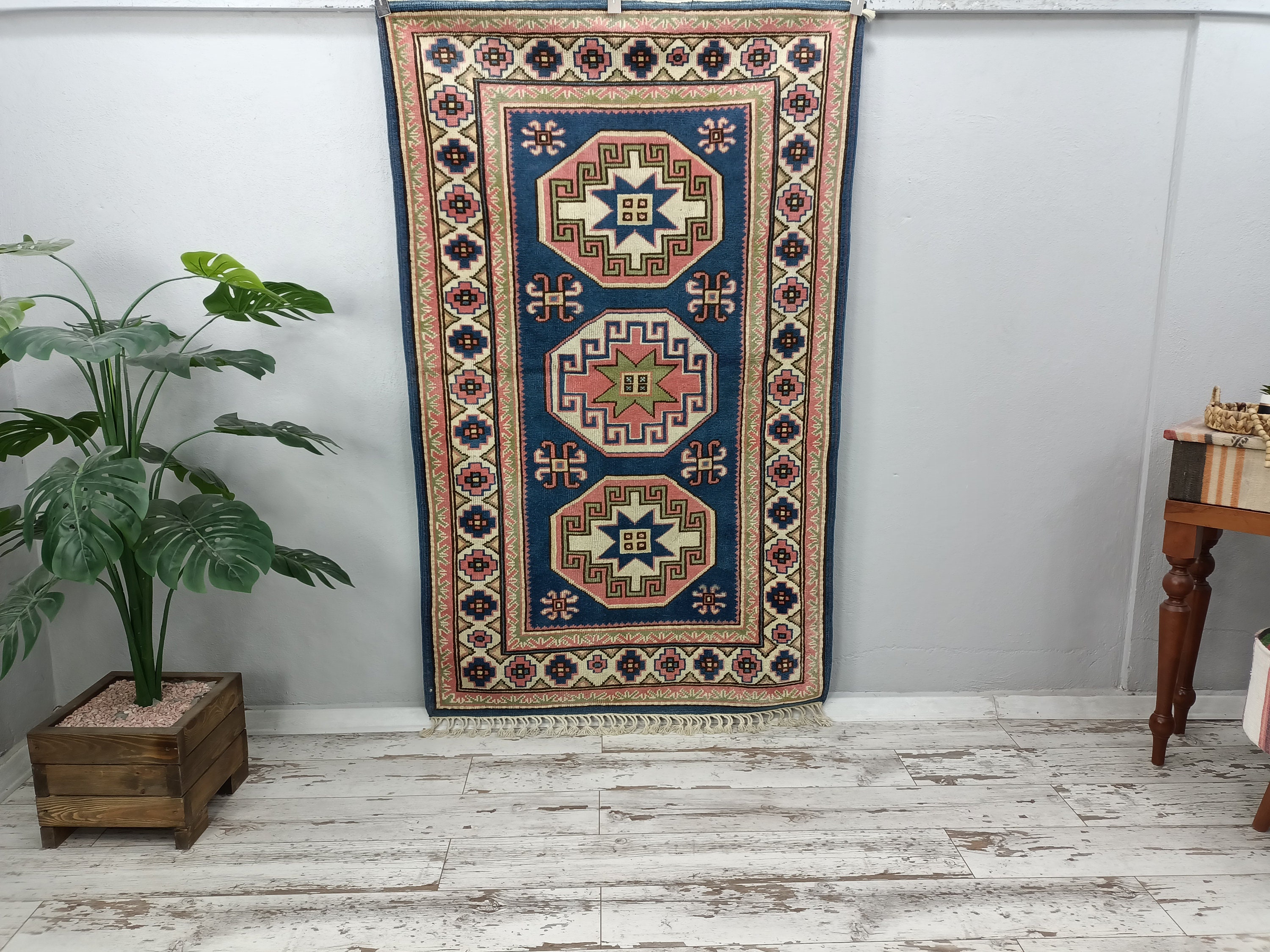 ピンクブルーラグ、ヴィンテージラグ、手織りラグ、玄関ラグ、キャビン