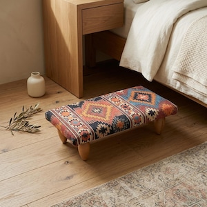 Footstool pouf, Under desk stool, Upholstered bench, Bedroom bench, Bed step stool, Coffee tray with legs, Durable furniture, Floor pouf, 00