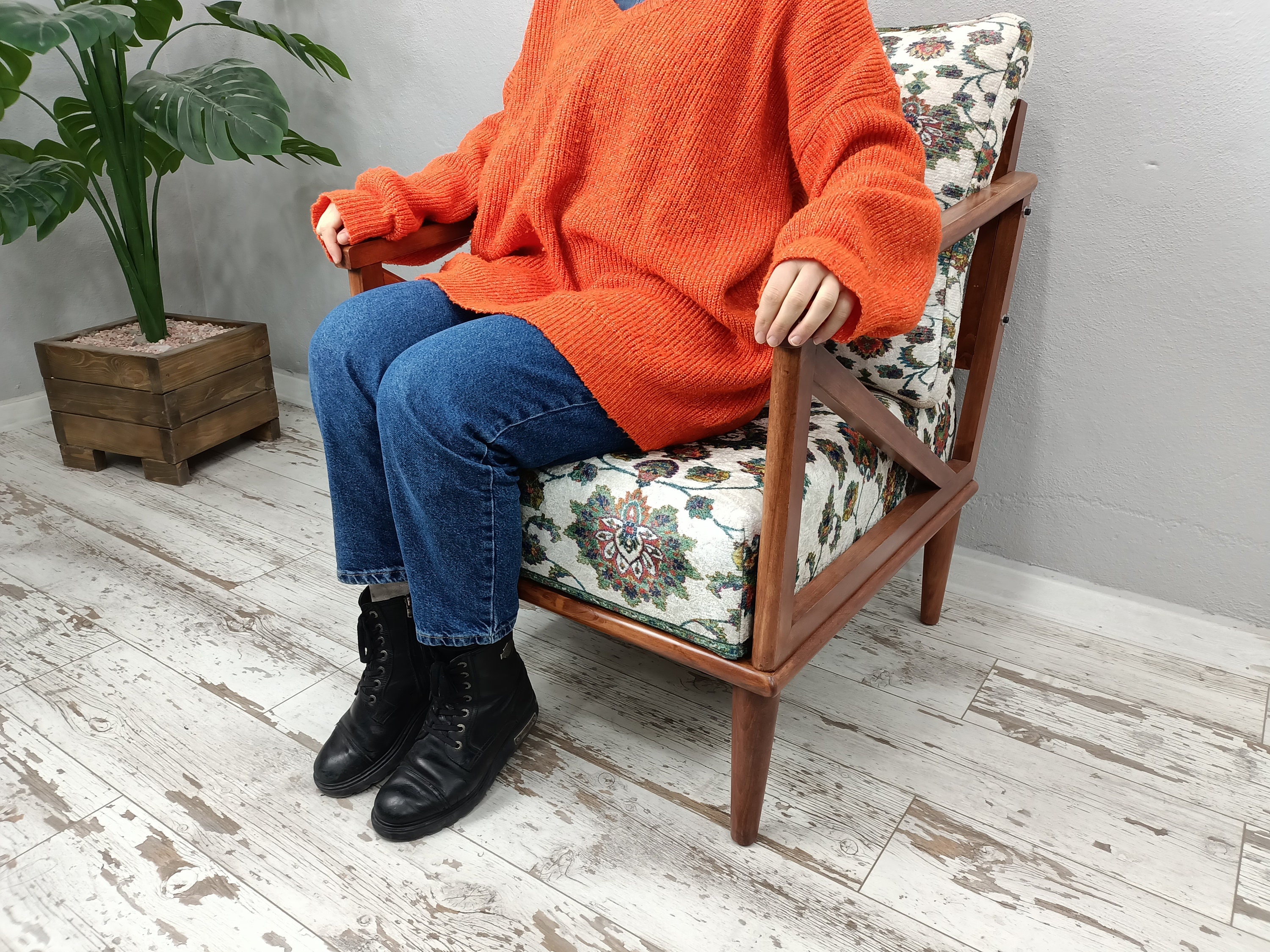手作りの木製椅子、キリムのアームチェア、キリムのロッキングチェア